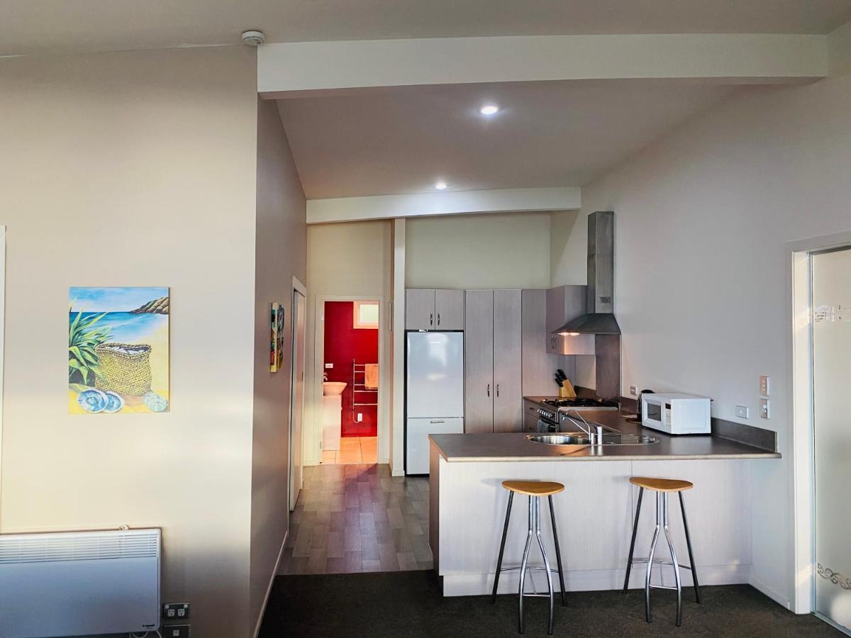 Mokorau Apartments - The Mukies アヒパラ エクステリア 写真